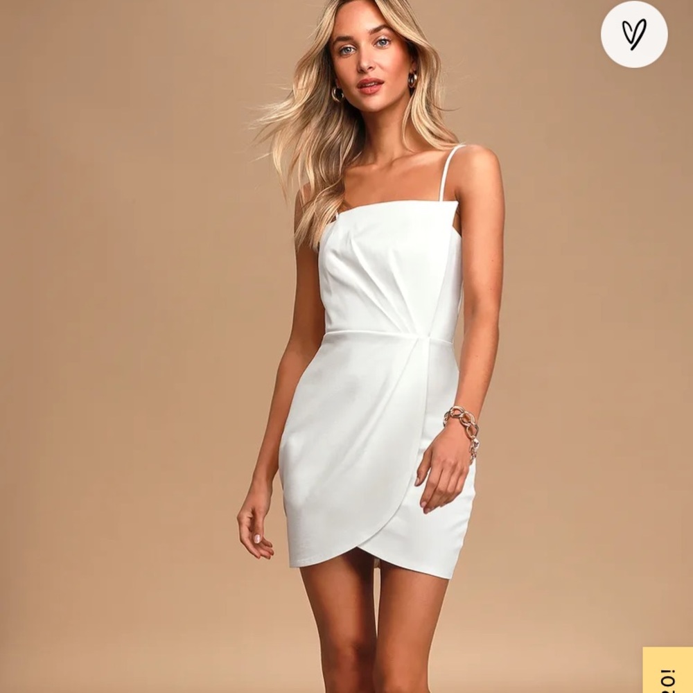 Lulu’s NWT Drinks On Me White Sleeveless Pleated Bodycon Dress